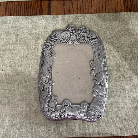 Vintage 1987 Arthur Court Puppy Dog and Puppy Frame 5x7 Photo Size - Picture 2 of 7